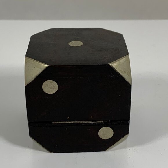 Bella Lux Wooden Dice Box w/ Metal Accents + Five Mini Black Dice Set Vintage - Picture 6 of 10